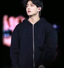 Jungkook Fashion and Style 2019 | BTS | K-Pop - Lugako