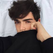 Aesthetic boys discovered by Asa on We Heart It